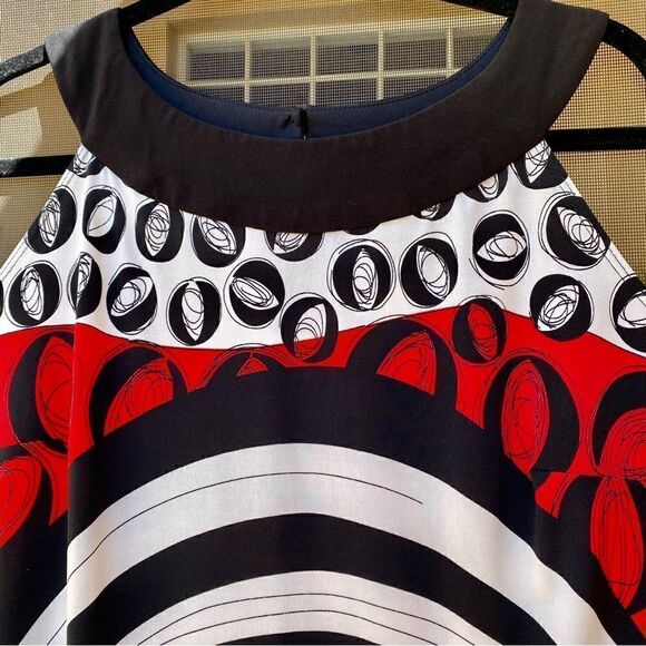 RED, BLACK & WHITE GEOMETRICAL SLEEVELESS SHEATH DRESS 14/16 NWOT - Picture 12 of 17